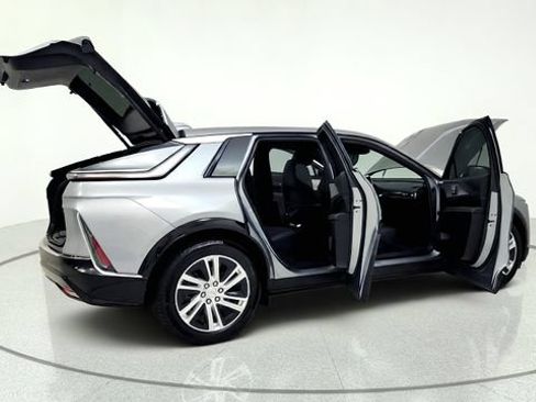 Used 2024 Cadillac Lyriq Tech w/ Driver Assist Package RWD image 19