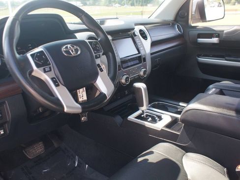 Used 2019 Toyota Tundra Limited w/ Limited Premium Package AWD/4WD image 13