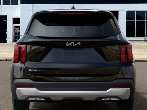 New 2026 Kia Sorento LX FWD image 15