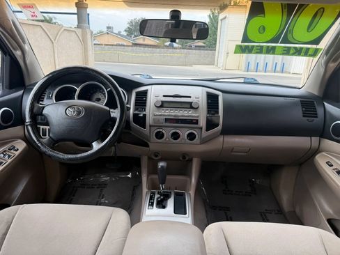 Used 2006 Toyota Tacoma PreRunner RWD image 13