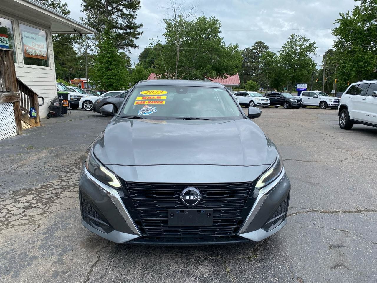 Used 2023 Nissan Altima 2.5 S FWD image 2