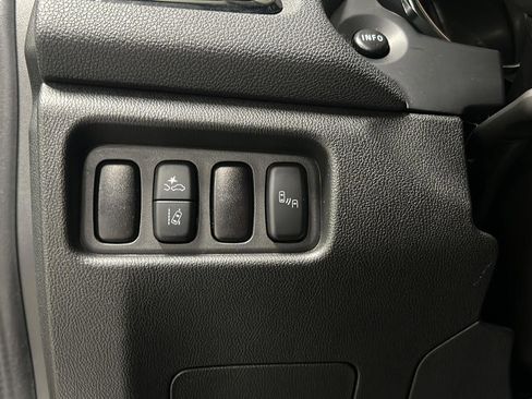 Used 2024 Mitsubishi Outlander Sport SE image 16