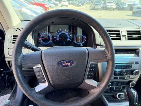 Used 2011 Ford Fusion SE w/ 202A Rapid Spec Order Code FWD image 9