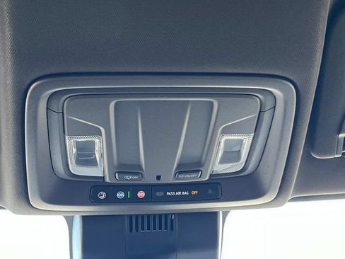 Certified 2024 Chevrolet Silverado 1500 LT AWD/4WD image 34