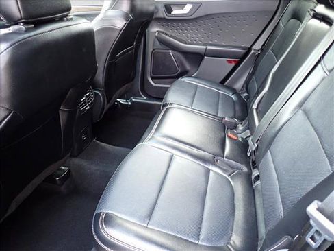 Used 2020 Ford Escape Titanium AWD/4WD image 10