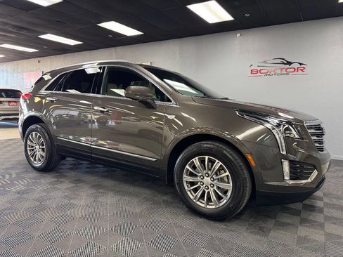 Used 2019 Cadillac XT5 Luxury image 2