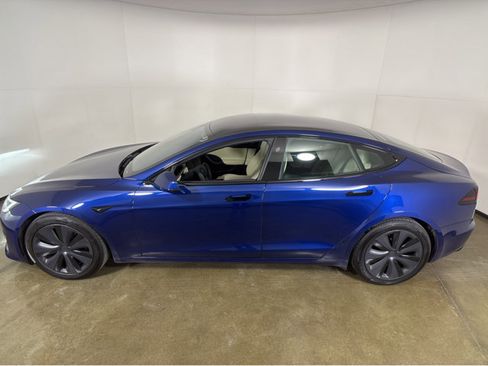 Used 2022 Tesla Model S Standard Range image 15