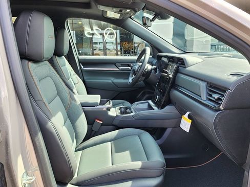 New 2026 GMC Terrain AT4 w/ Convenience Package III AWD/4WD image 40