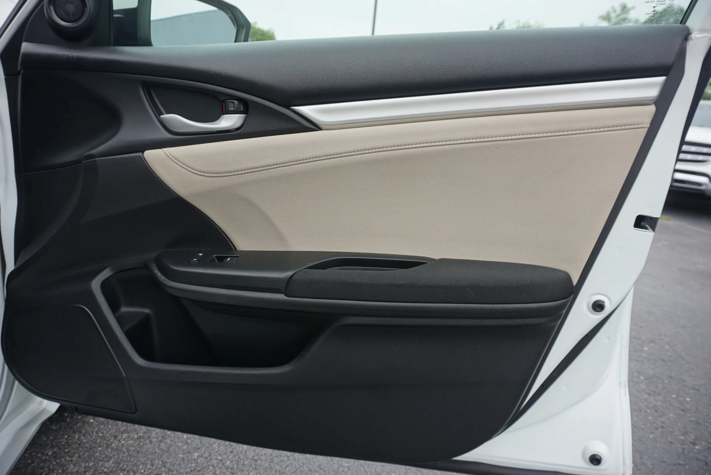 Used 2017 Honda Civic EX image 25