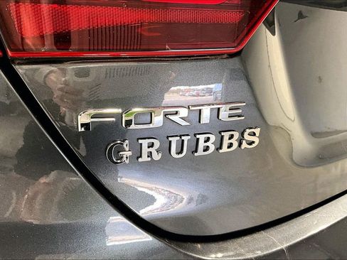 Used 2021 Kia Forte GT-Line w/ GT-Line Premium Package image 40