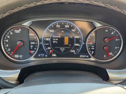 Used 2023 Chevrolet Traverse Premier image 26