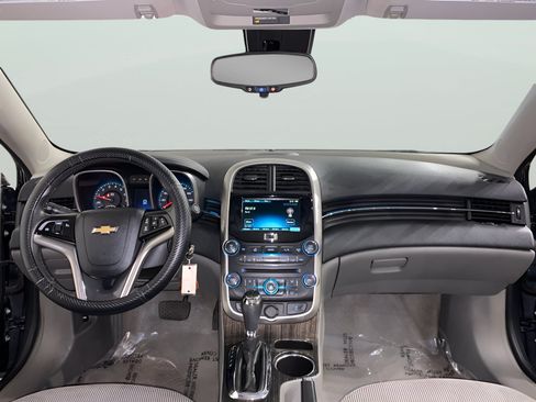 Used 2015 Chevrolet Malibu LT FWD image 15