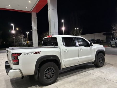 Used 2023 Nissan Frontier PRO-4X w/ Pro-4X Premium Package image 2