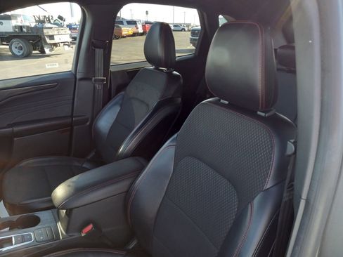 Used 2024 Ford Escape ST-Line w/ Cold Weather Package image 13