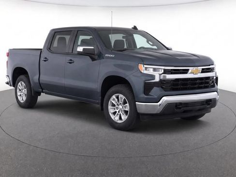Used 2025 Chevrolet Silverado 1500 LT RWD image 1