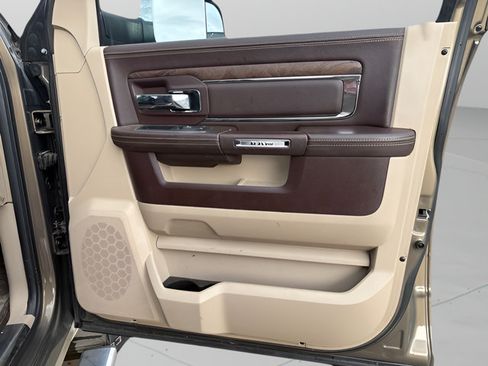 Used 2015 RAM 3500 Laramie Longhorn AWD/4WD image 10