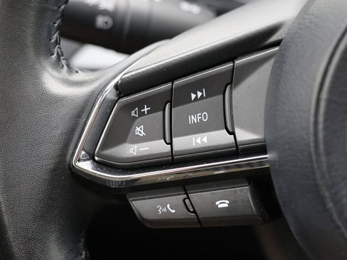 Used 2023 MAZDA CX-9 Touring Plus AWD/4WD image 19