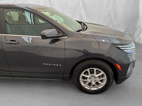 Used 2023 Chevrolet Equinox LT FWD image 9