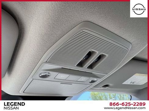 Used 2025 Nissan Kicks SV w/ SV Premium Package AWD/4WD image 31