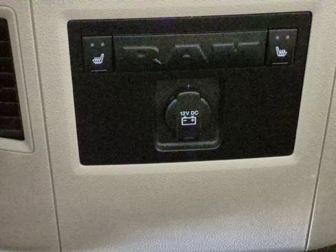 Used 2017 RAM 1500 Laramie w/ Convenience Group image 23