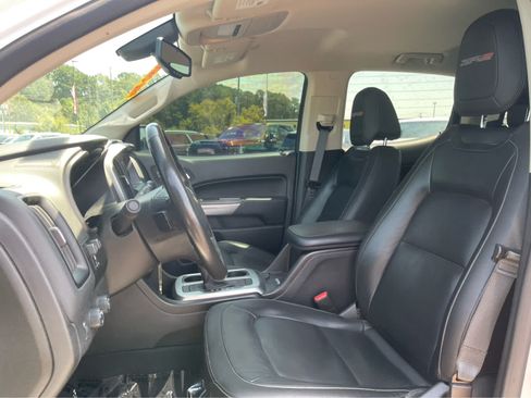 Used 2022 Chevrolet Colorado ZR2 AWD/4WD image 12