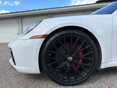 Used 2022 Porsche 911 Carrera 4S image 9