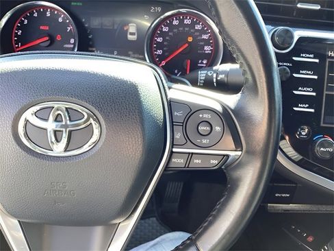 Used 2020 Toyota Camry XSE image 23