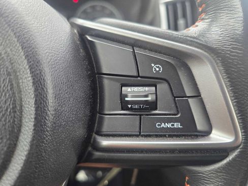 Used 2018 Subaru Crosstrek 2.0i Premium AWD/4WD image 30