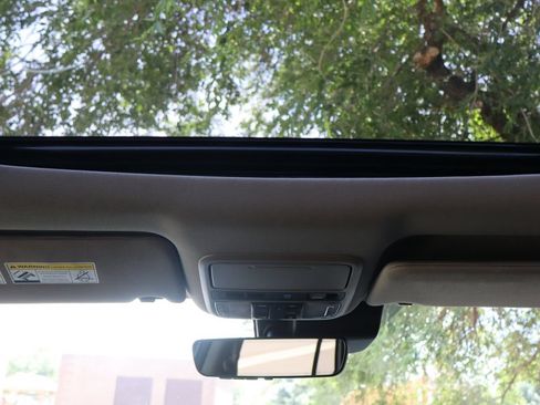 Used 2019 Honda Pilot Touring image 30