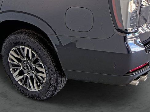 New 2026 Chevrolet Tahoe Z71 w/ Z71 Off-Road Package image 9
