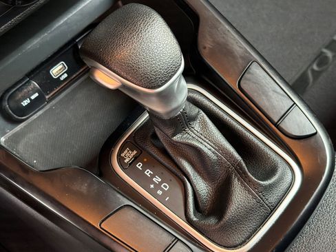 Used 2024 Kia Soul LX w/ Option Group 015 FWD image 30