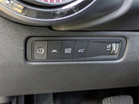 New 2025 Chevrolet Equinox EV RS image 13