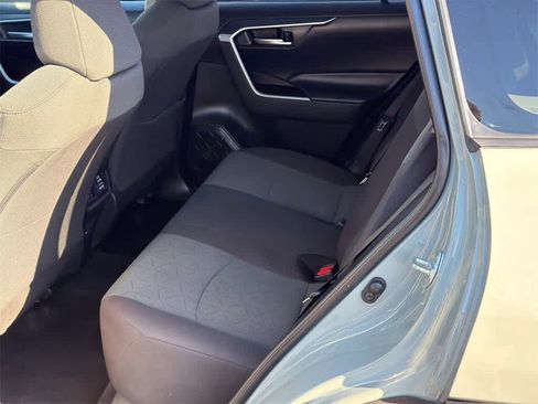 Used 2023 Toyota RAV4 XLE image 17