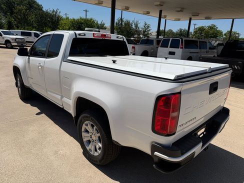 Used 2022 Chevrolet Colorado LT w/ Fleet Safety Package AWD/4WD image 3