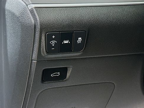 Used 2023 Kia K5 LXS image 10