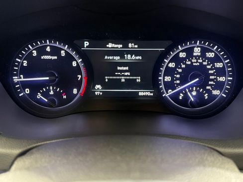 Used 2019 Genesis G80 3.3T Sport RWD image 15