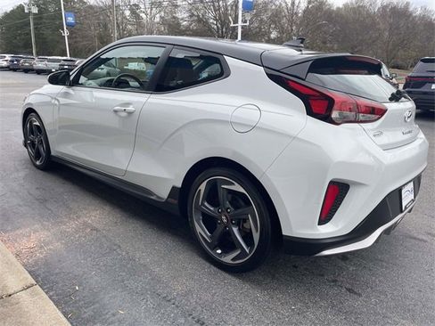 Used 2019 Hyundai Veloster Turbo Ultimate image 4