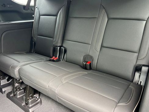 New 2026 GMC Yukon XL Elevation w/ Elevation Premium Package AWD/4WD image 12