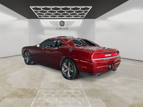 Used 2014 Dodge Challenger R/T image 3