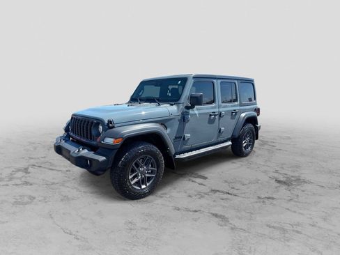 Used 2024 Jeep Wrangler Unlimited Sport AWD/4WD image 4