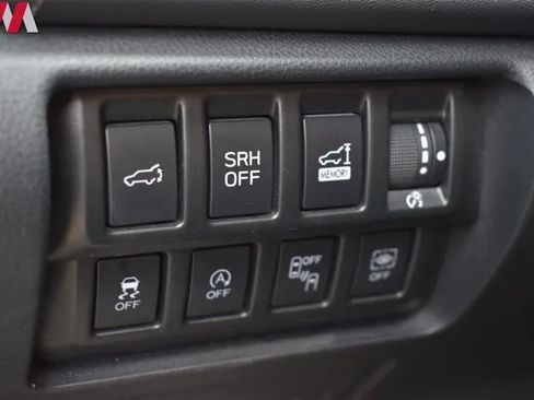 Used 2022 Subaru Forester Touring AWD/4WD image 14