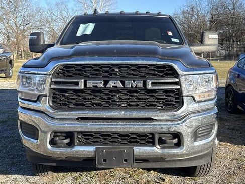 Used 2024 RAM 3500 Tradesman w/ Chrome Appearance Group image 2
