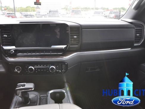Used 2024 GMC Sierra 1500 Elevation RWD image 20