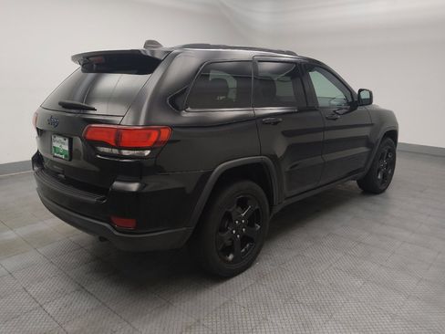 Used 2019 Jeep Grand Cherokee Laredo AWD/4WD image 10