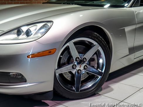 Used 2008 Chevrolet Corvette Coupe w/ Preferred Equipment Group RWD image 5