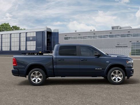 New 2026 RAM 1500 4x4 Crew Cab image 12