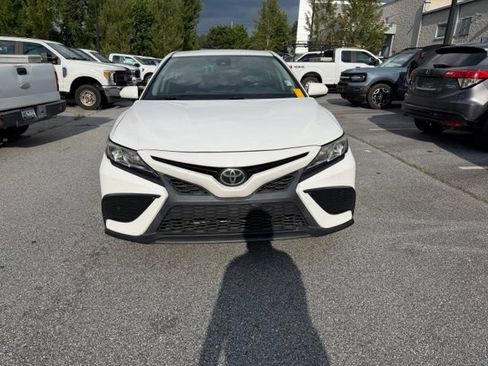 Used 2021 Toyota Camry SE FWD image 8