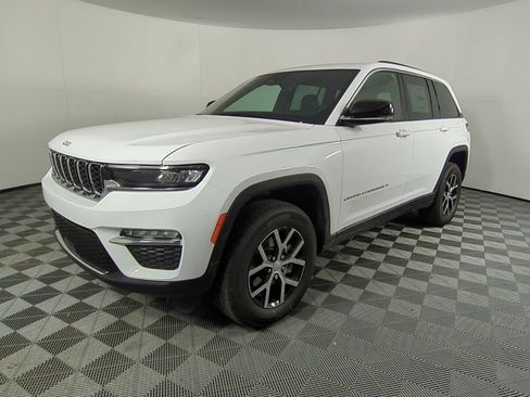 New 2025 Jeep Grand Cherokee Limited image 19