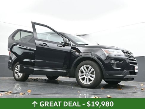 Used 2018 Ford Explorer XLT w/ Equipment Group 202A image 71