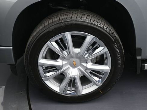 New 2026 Chevrolet Silverado 1500 High Country AWD/4WD image 24